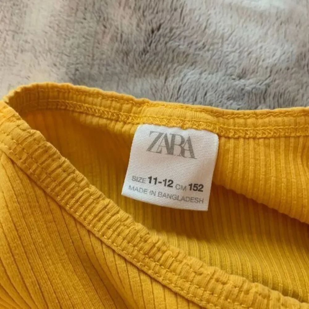 Zara Top Girl's Size 11-12 Yellow Ribbed T-Shirt Short Sleeve‎ Basic Cotton Tee